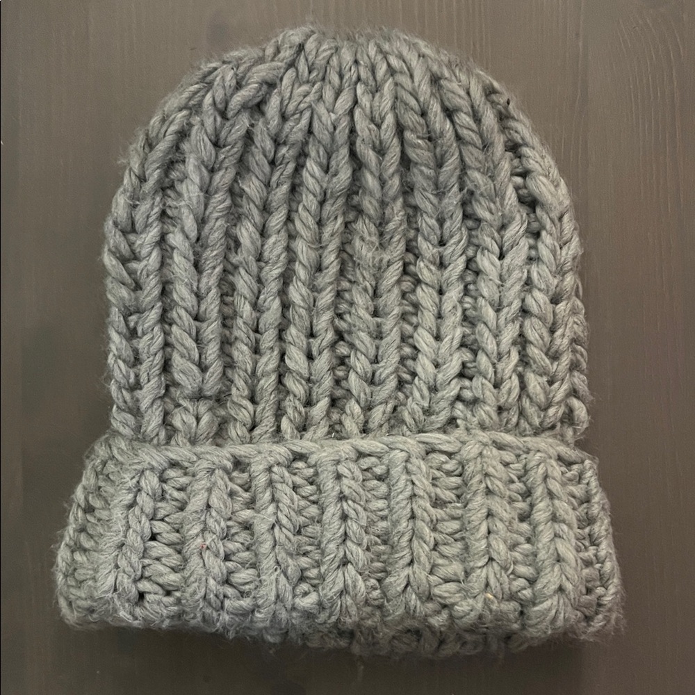 Chunky Knit Gray Beanie